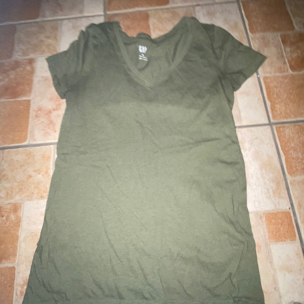 Gap T-shirt
